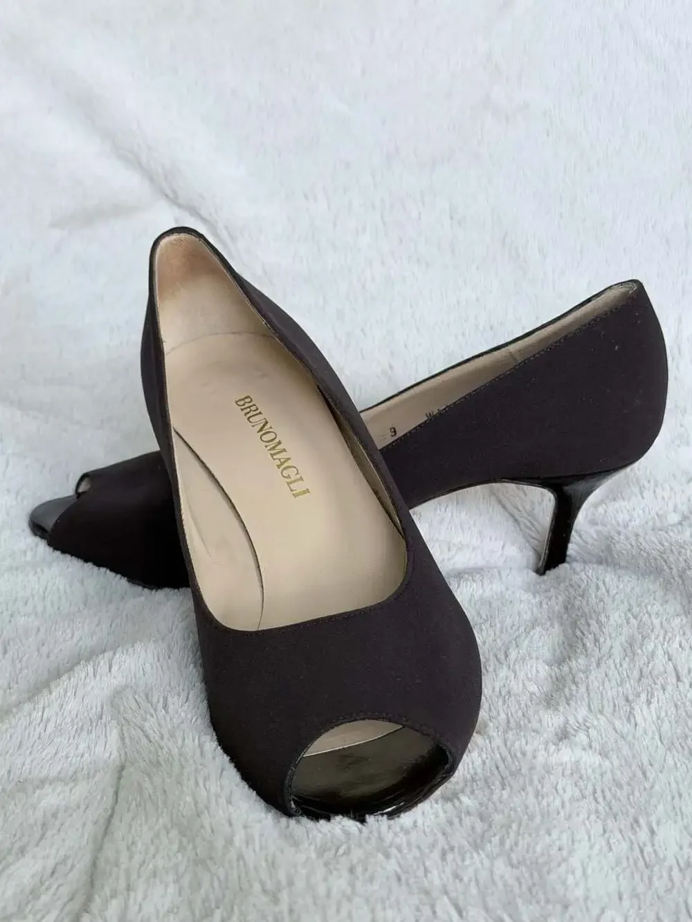 Bruno Magli Women's Dark Brown Fabric Peep Toe Kitten Heel Pumps